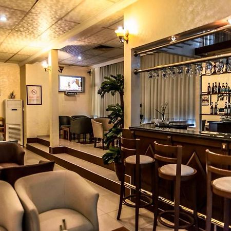 Kristal Otel אדאנה מראה חיצוני תמונה
