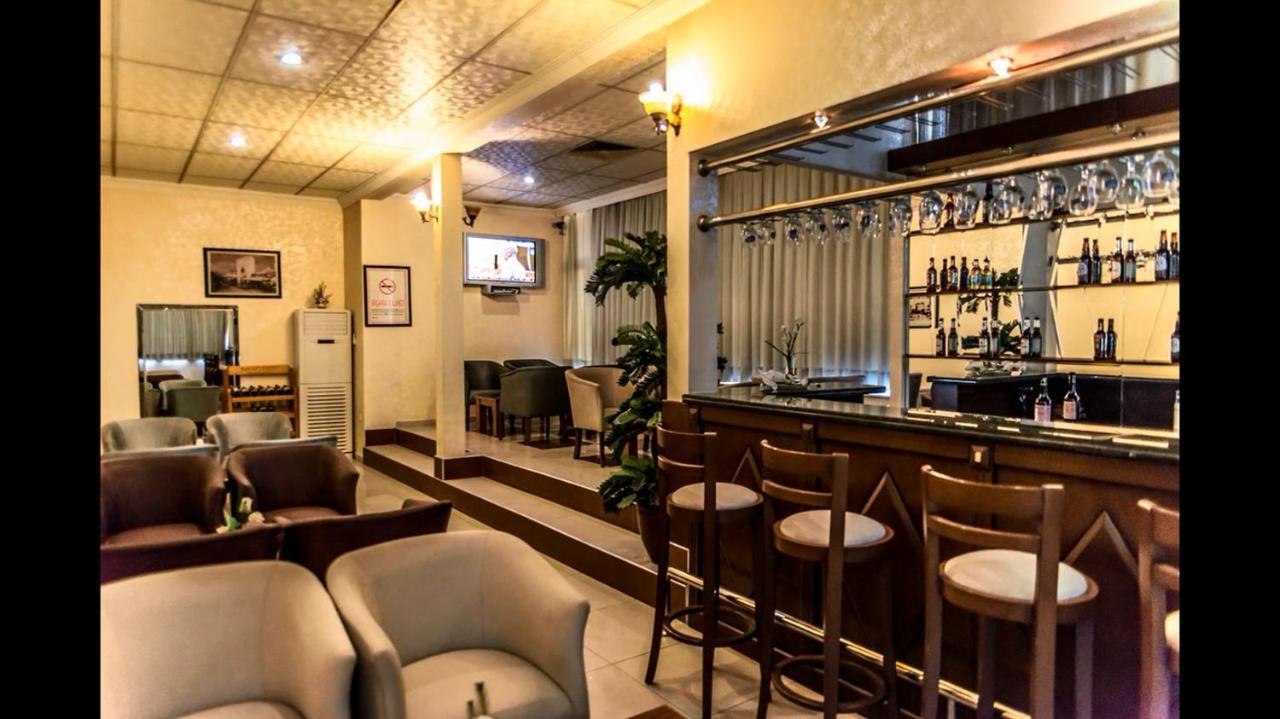 Kristal Otel אדאנה מראה חיצוני תמונה
