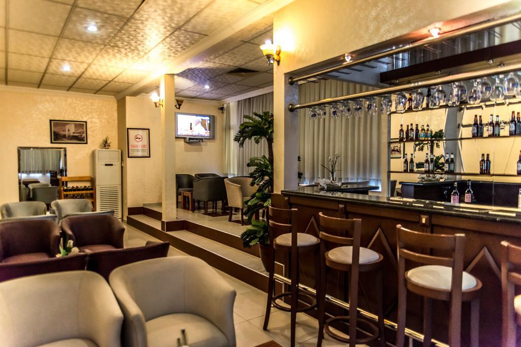 Kristal Otel אדאנה מראה חיצוני תמונה
