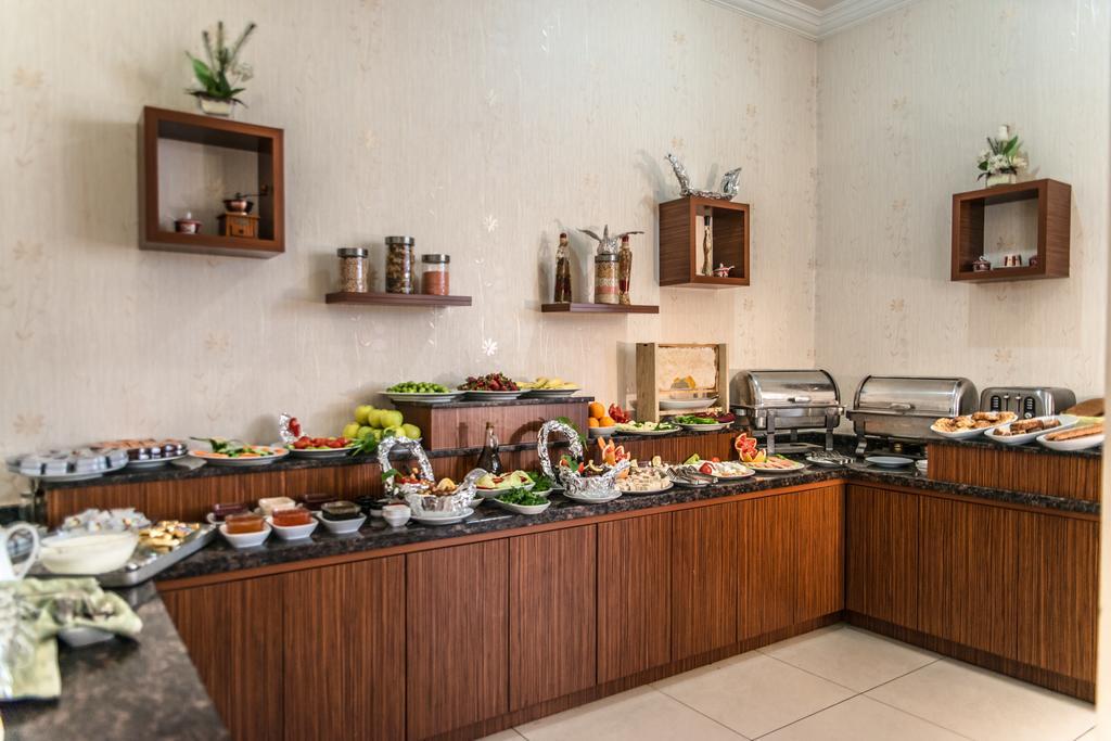 Kristal Otel אדאנה מראה חיצוני תמונה