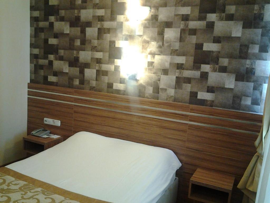 Kristal Otel אדאנה מראה חיצוני תמונה