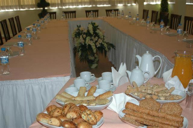 Kristal Otel אדאנה מראה חיצוני תמונה
