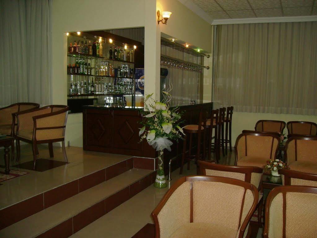 Kristal Otel אדאנה מראה חיצוני תמונה